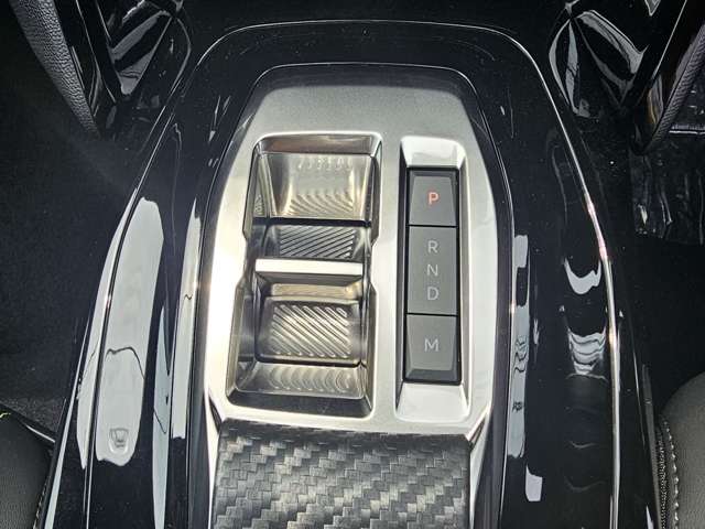 プジョー ＳＵＶ ２００８ ＧＴ ブルーＨＤＩ ディーゼルターボ R7年 (東北) 99