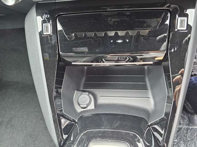 プジョー ＳＵＶ ２００８ ＧＴ ブルーＨＤＩ ディーゼルターボ R7年 (東北) 99