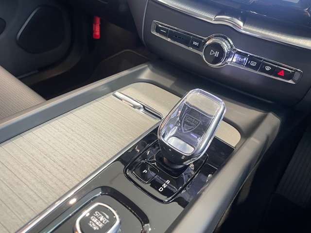 ボルボ ＸＣ６０ ウルトラ Ｂ５ ＡＷＤ ４ＷＤ R7年 (東北) 99