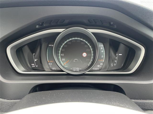 ボルボ Ｖ４０ Ｔ３　モメンタム H30年 (東北) 99