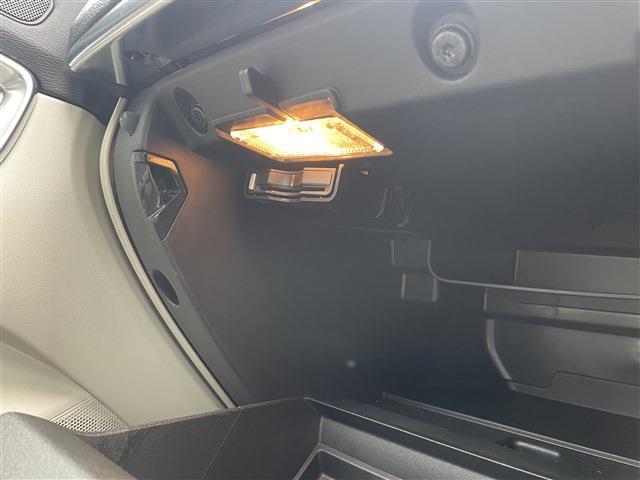 ボルボ Ｖ４０ Ｔ３　モメンタム H30年 (東北) 99