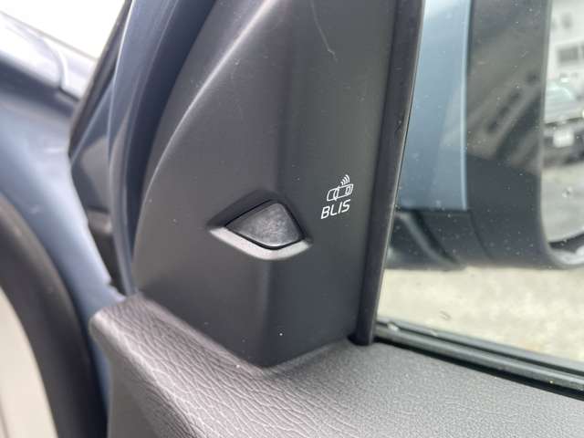 ボルボ Ｖ４０ Ｔ３　モメンタム H30年 (東北) 99