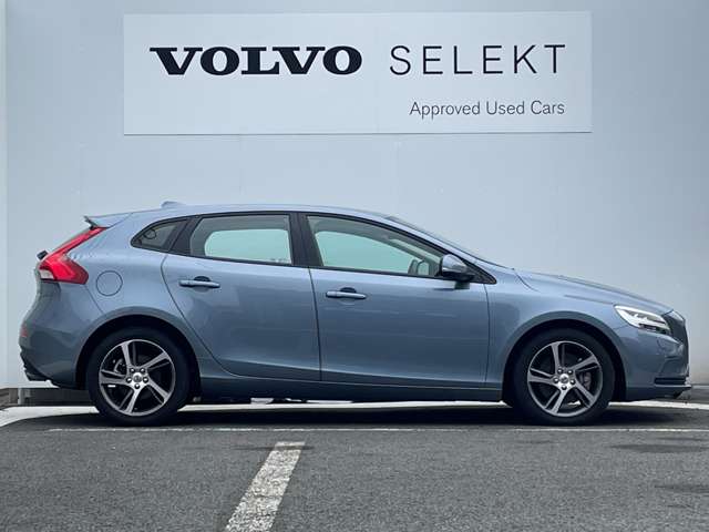 ボルボ Ｖ４０ Ｔ３　モメンタム H30年 (東北) 99