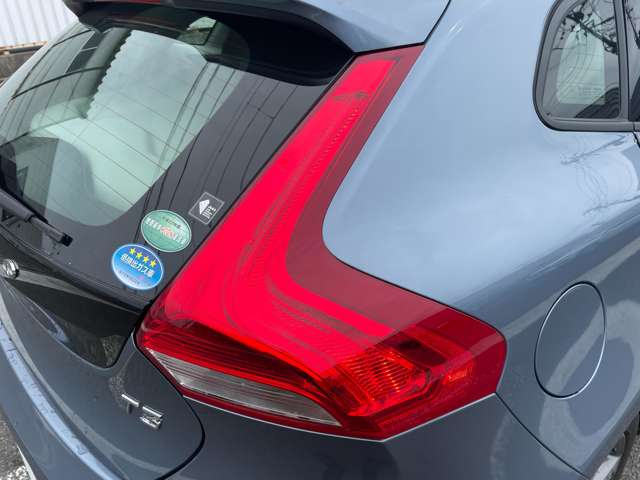 ボルボ Ｖ４０ Ｔ３　モメンタム H30年 (東北) 99