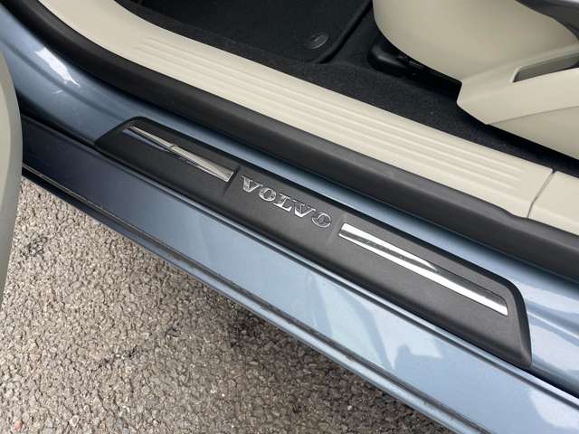 ボルボ Ｖ４０ Ｔ３　モメンタム H30年 (東北) 99