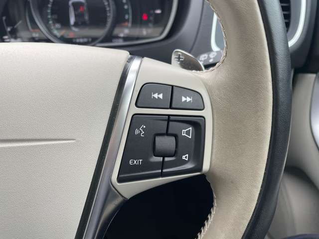 ボルボ Ｖ４０ Ｔ３　モメンタム H30年 (東北) 99