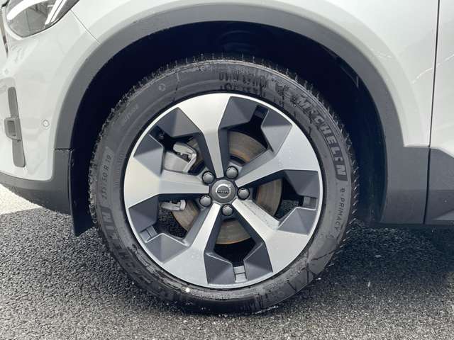 ボルボ ＸＣ４０ ウルトラ Ｂ４ ＡＷＤ ４ＷＤ R7年 (東北) 99