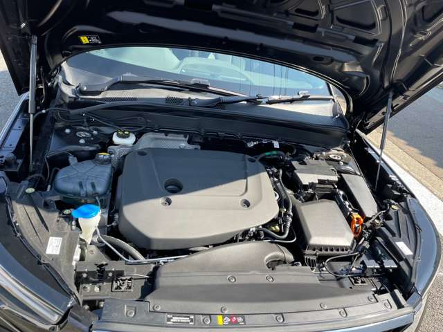 ボルボ ＸＣ４０ ウルトラ Ｂ４ ＡＷＤ ４ＷＤ R7年 (東北) 99