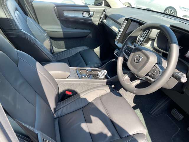 ボルボ ＸＣ４０ ウルトラ Ｂ４ ＡＷＤ ４ＷＤ R6年 (東北) 99