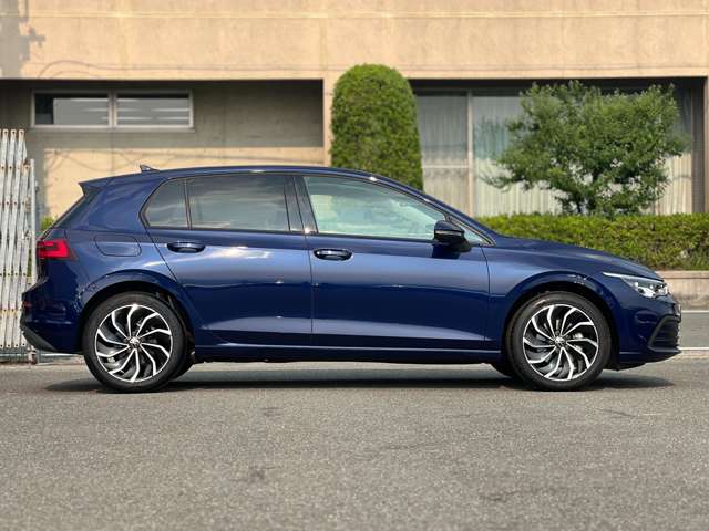 フォルクスワーゲン ゴルフ ｅＴＳＩ　アクティブ　プラチナム　エディション R5年 (近畿) 99