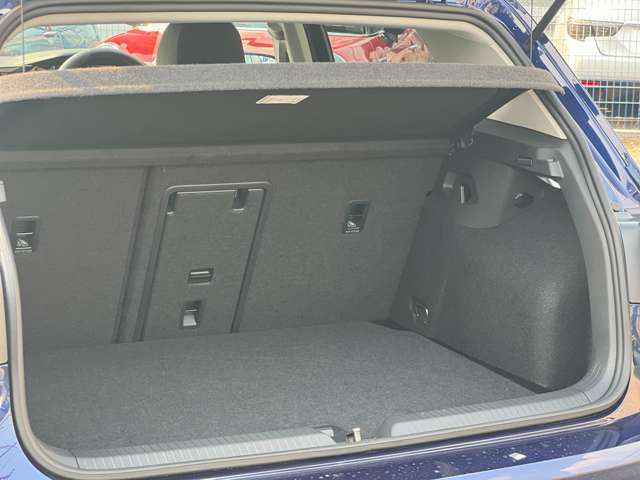 フォルクスワーゲン ゴルフ ｅＴＳＩ　アクティブ　プラチナム　エディション R5年 (近畿) 99