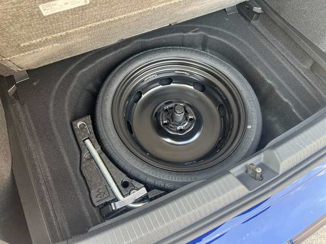 フォルクスワーゲン ゴルフ ｅＴＳＩ　アクティブ　プラチナム　エディション R5年 (近畿) 99