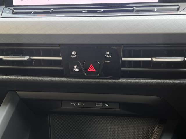 フォルクスワーゲン ゴルフ ｅＴＳＩ　アクティブ　プラチナム　エディション R5年 (近畿) 99