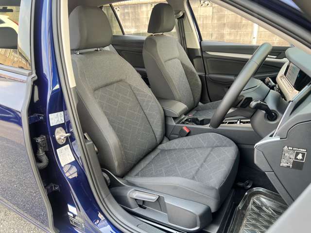 フォルクスワーゲン ゴルフ ｅＴＳＩ　アクティブ　プラチナム　エディション R5年 (近畿) 99