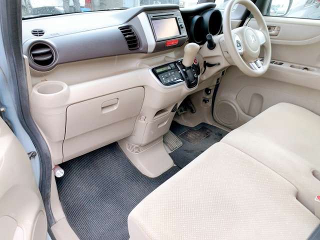 ホンダ Ｎ　ＢＯＸ ６６０ Ｇ Ｌパッケージ H24年 (九州・沖縄) 99