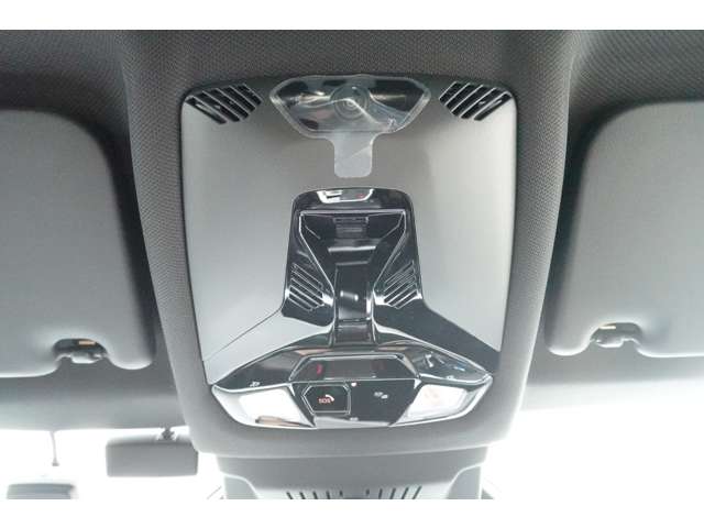 ＢＭＷ ２シリーズアクティブツアラー ２１８Ｉ Ｍスポーツ ＤＣＴ R7年 (近畿) 99