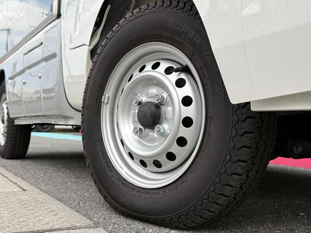 ダイハツ ハイゼットトラック ６６０ エクストラ ３方開 ４ＷＤ R7年 (近畿) 99