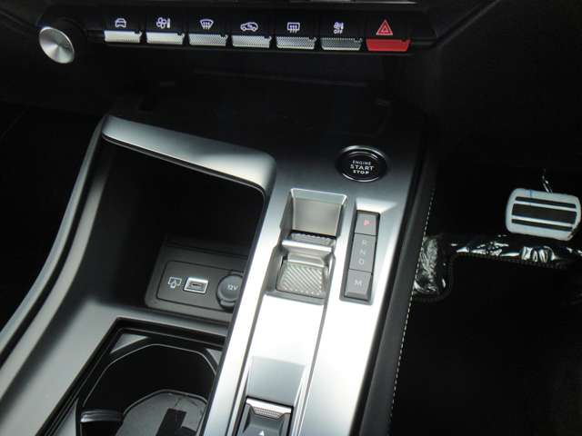 プジョー ３０８ＳＷ ＧＴ ブルーＨＤＩ ディーゼルターボ R7年 (東北) 99