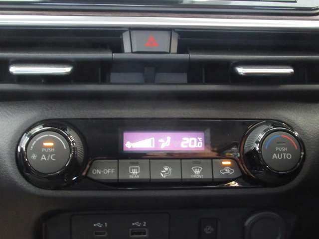 日産 ノートオーラ １．２ Ｇ レザーエディション R5年 (九州・沖縄) 99