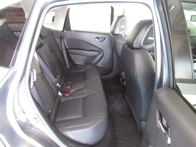 日産 ノートオーラ １．２ Ｇ レザーエディション R5年 (九州・沖縄) 99