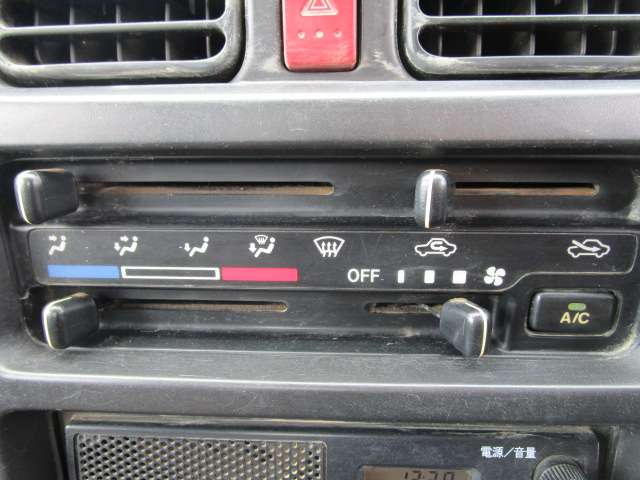 スズキ キャリイトラック ６６０ ＫＣエアコン・パワステ ３方開 ４ＷＤ H24年 (関東) 99
