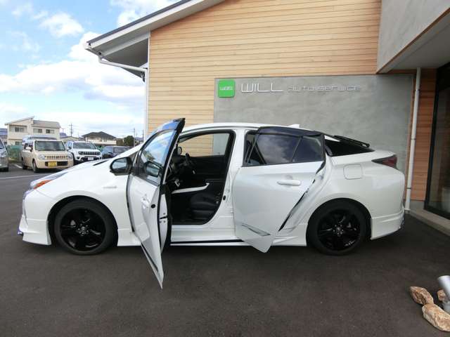 トヨタ プリウス １．８ Ａ ツーリングセレクション H28年 (中国) 99
