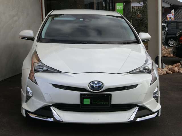 トヨタ プリウス １．８ Ａ ツーリングセレクション H28年 (中国) 99