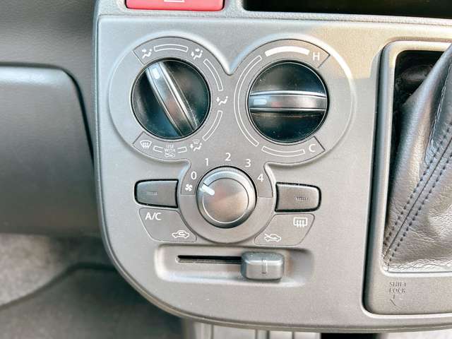 スズキ アルトバン バン ６６０ ＶＰ オートギヤシフト R1年 (九州・沖縄) 99