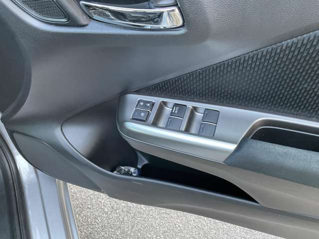 ホンダ グレイス　ハイブリッド １．５ ハイブリッド ＬＸ ホンダセンシング ４ＷＤ R2年 (東北) 99