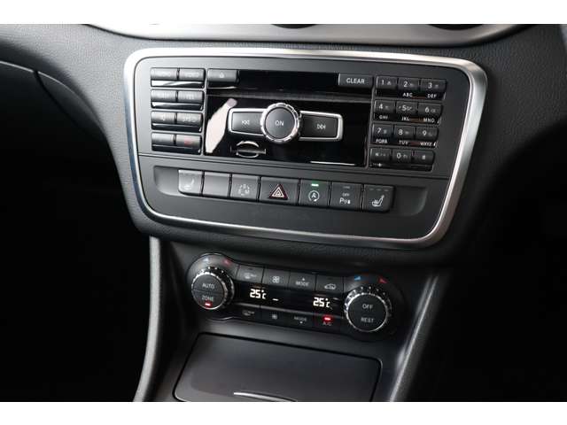 メルセデスベンツ ＧＬＡクラス ＧＬＡ１８０　スポーツ H28年 (近畿) 99