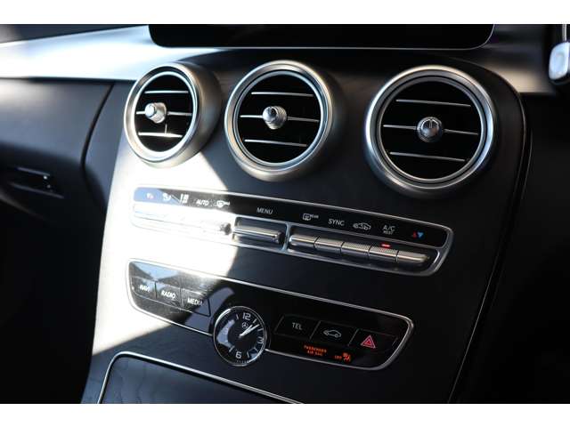 メルセデスベンツ Ｃクラス Ｃ１８０ アバンギャルド ＡＭＧライン R1年 (近畿) 99