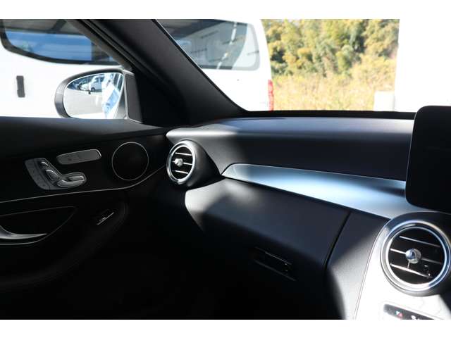 メルセデスベンツ Ｃクラス Ｃ１８０ アバンギャルド ＡＭＧライン R1年 (近畿) 99