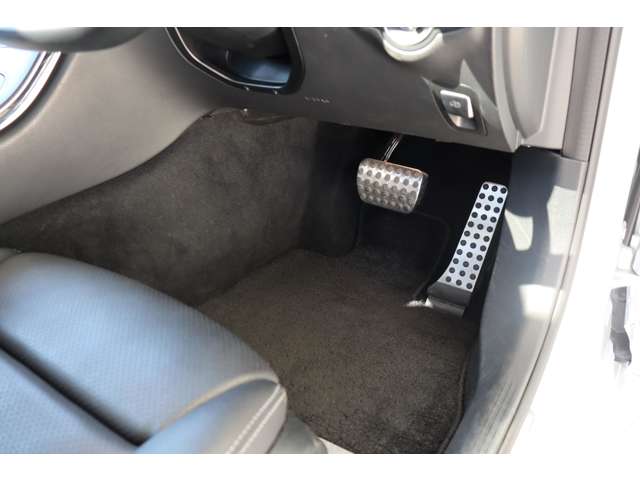 メルセデスベンツ Ｃクラス Ｃ１８０ アバンギャルド ＡＭＧライン R1年 (近畿) 99