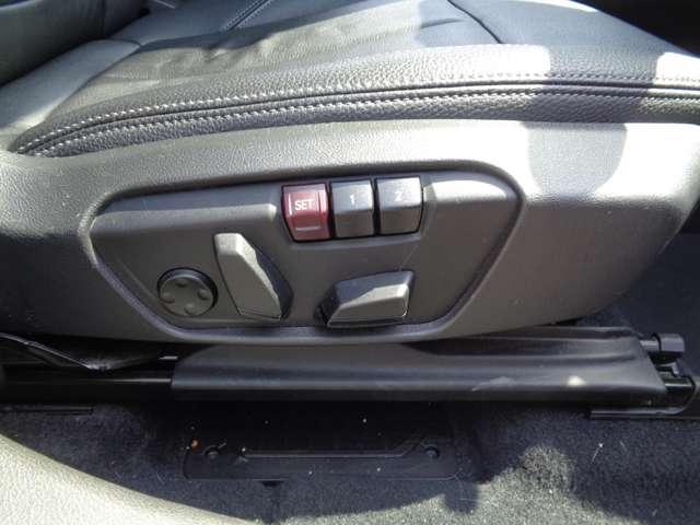 ＢＭＷ ２シリーズグランツアラー ２１８Ｄ ラグジュアリー ディーゼルターボ H30年 (中国) 99