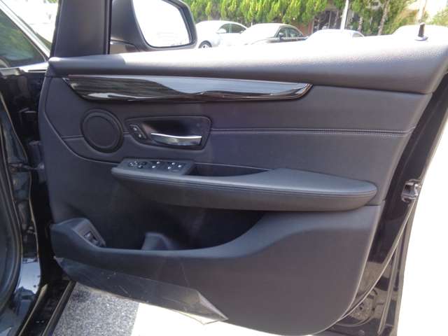 ＢＭＷ ２シリーズグランツアラー ２１８Ｄ ラグジュアリー ディーゼルターボ H30年 (中国) 99