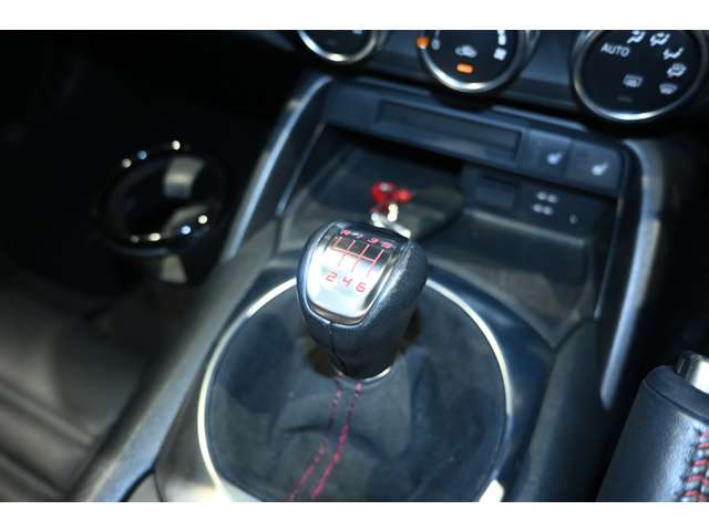 アバルト １２４　スパイダー １．４ H30年 (関東) 99