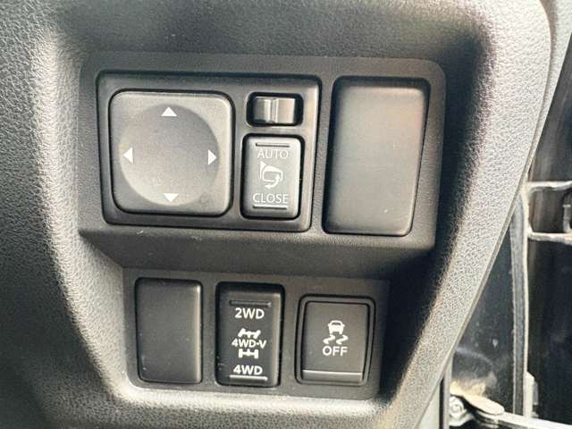 日産 ジューク １．６ １６ＧＴ ＦＯＵＲ ４ＷＤ H24年 (東北) 99
