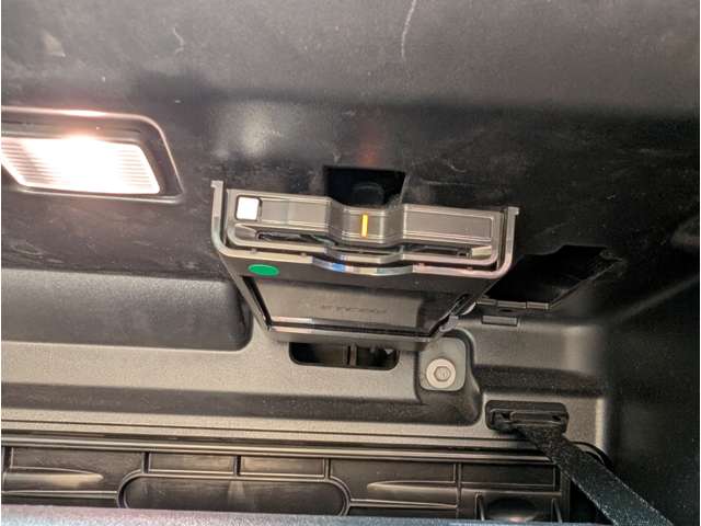 ボルボ ＸＣ４０ Ｂ４ ＡＷＤ インスクリプション ４ＷＤ R3年 (東北) 99