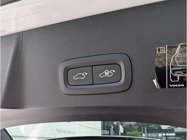 ボルボ ＸＣ４０ Ｂ４ ＡＷＤ インスクリプション ４ＷＤ R3年 (東北) 99