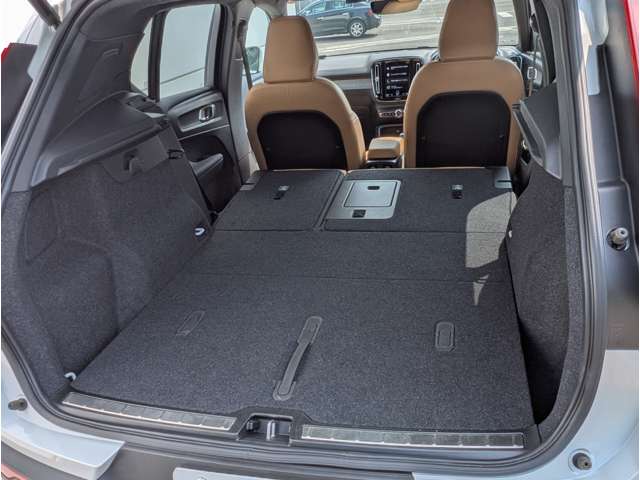 ボルボ ＸＣ４０ Ｂ４ ＡＷＤ インスクリプション ４ＷＤ R3年 (東北) 99