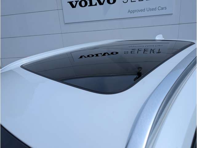 ボルボ ＸＣ４０ Ｂ４ ＡＷＤ インスクリプション ４ＷＤ R3年 (東北) 99