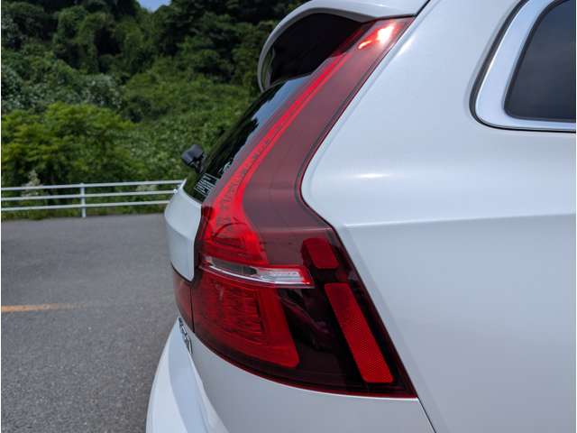 ボルボ Ｖ６０ Ｔ５　インスクリプション H30年 (東北) 99