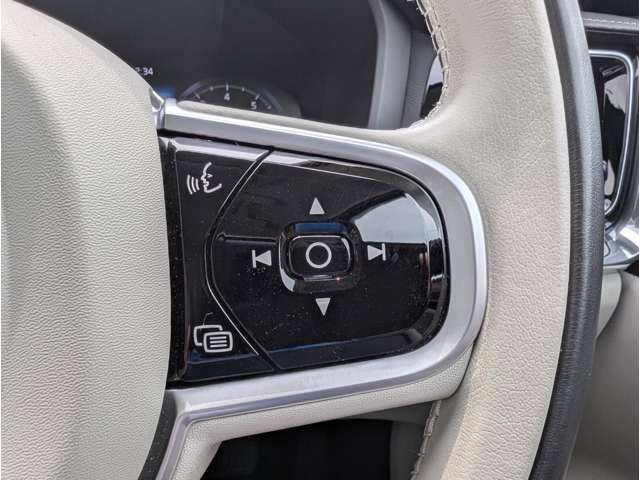 ボルボ Ｖ６０ Ｔ５　インスクリプション H30年 (東北) 99