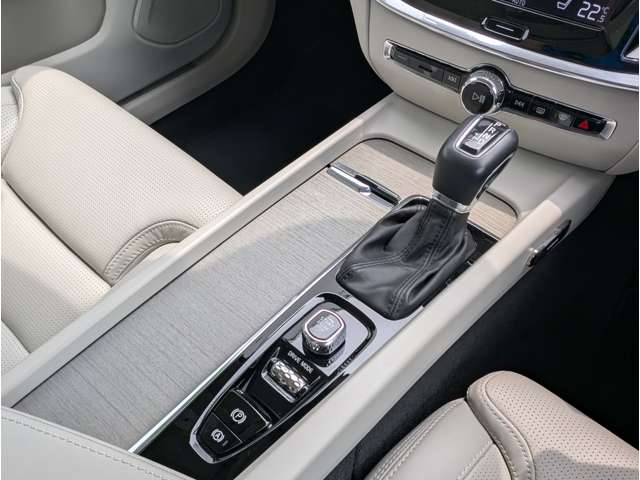 ボルボ Ｖ６０ Ｔ５　インスクリプション H30年 (東北) 99