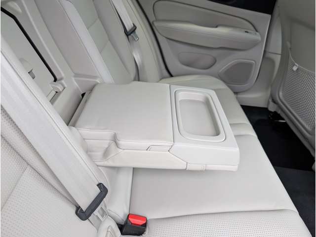 ボルボ Ｖ６０ Ｔ５　インスクリプション H30年 (東北) 99