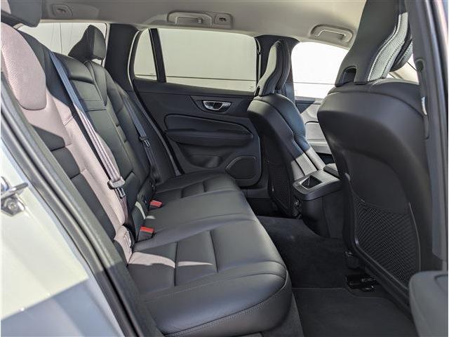 ボルボ Ｖ６０ Ｔ５　モメンタム R2年 (東北) 99
