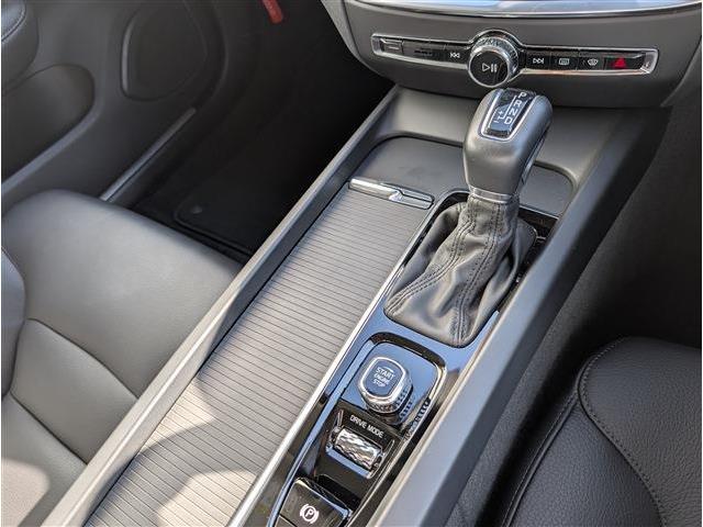 ボルボ Ｖ６０ Ｔ５　モメンタム R2年 (東北) 99
