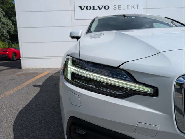 ボルボ Ｖ６０ Ｔ５　モメンタム R2年 (東北) 99