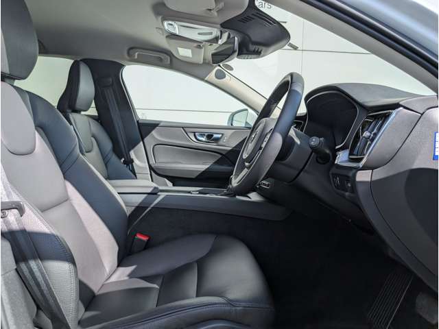 ボルボ Ｖ６０ Ｔ５　モメンタム R2年 (東北) 99