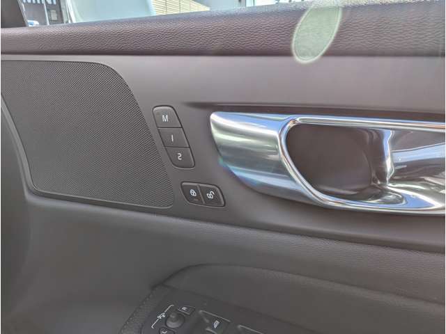 ボルボ Ｖ６０ Ｔ５　モメンタム R2年 (東北) 99